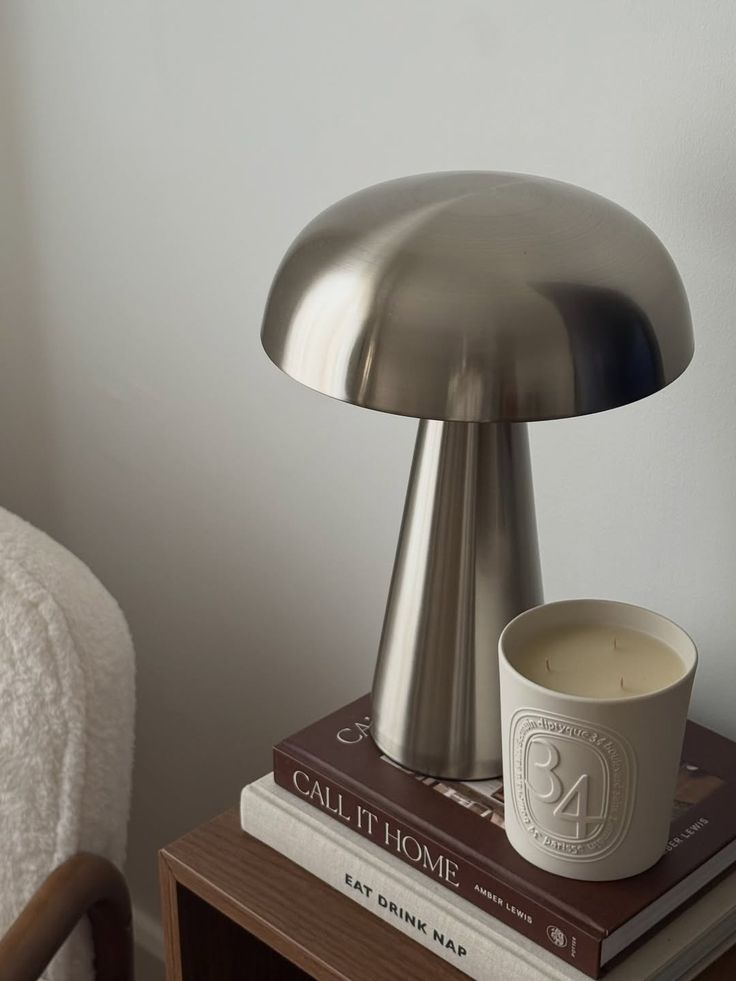 LUMORA™ – Modern Mushroom Lamp