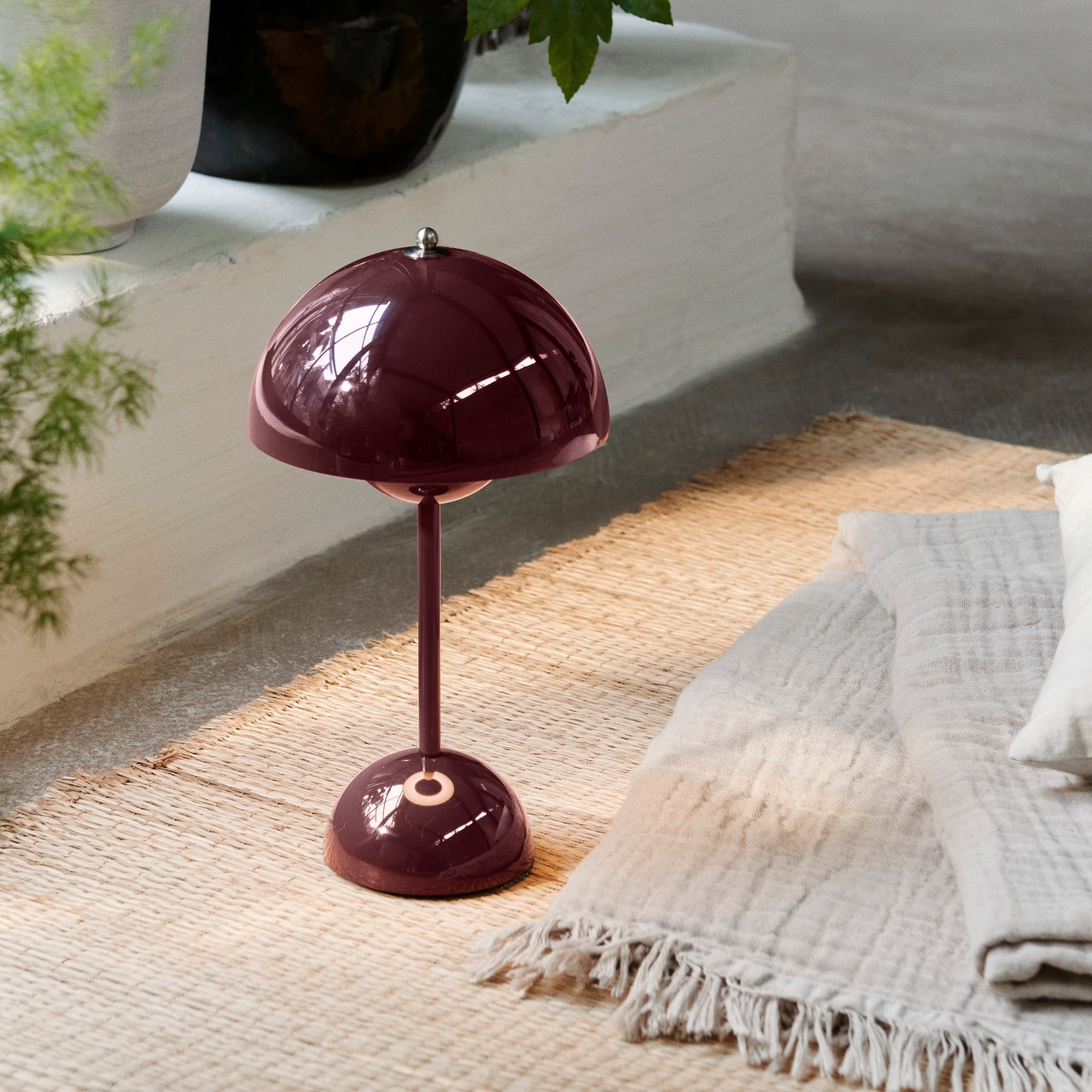Novira™ - Modern Mushroom Lamp
